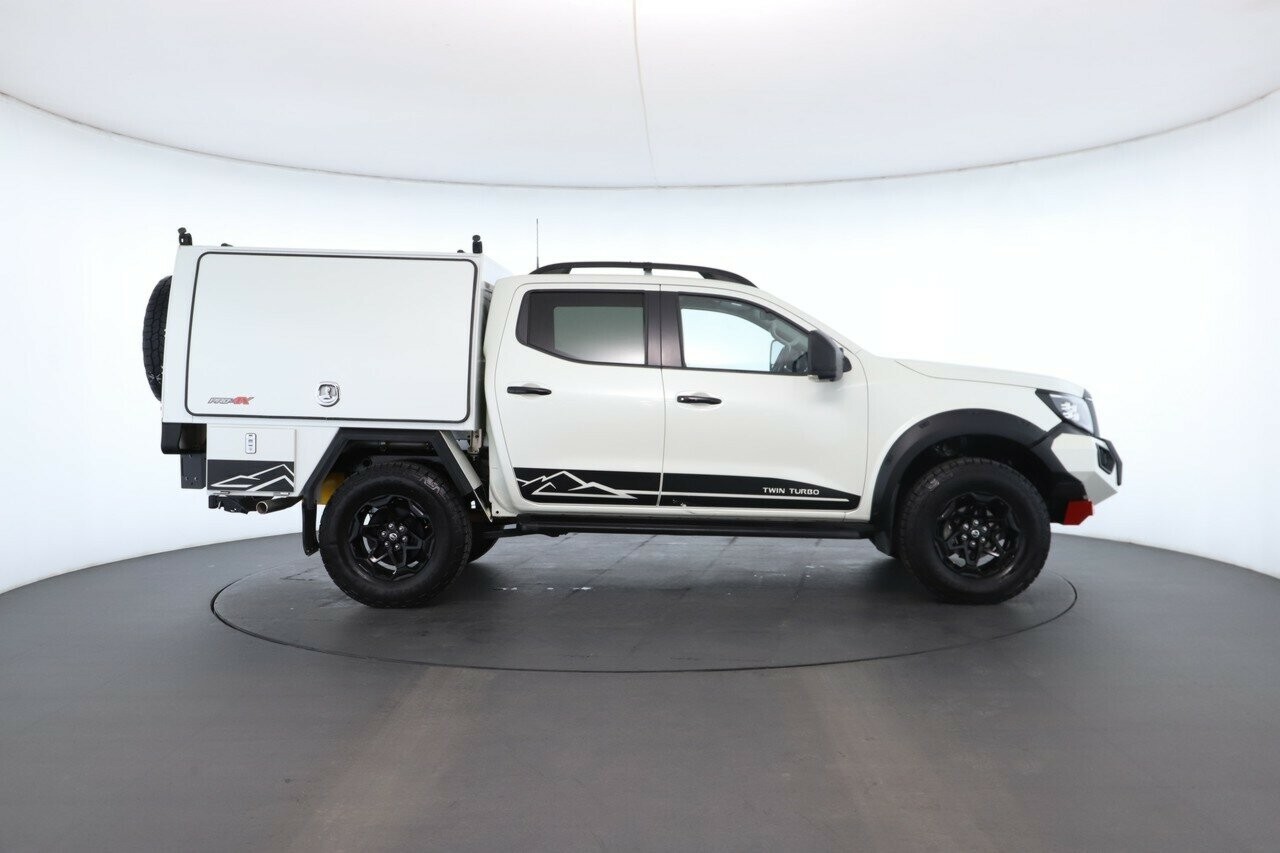 Nissan Navara image 2