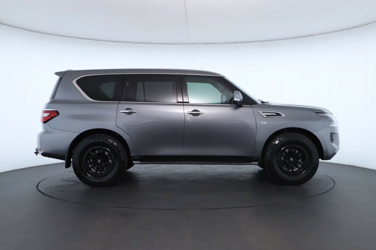 Nissan Patrol image 2