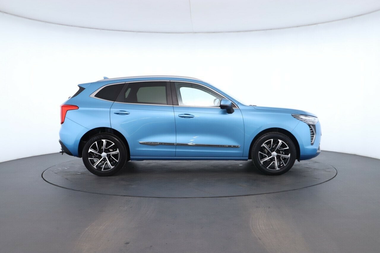 Haval Jolion image 2