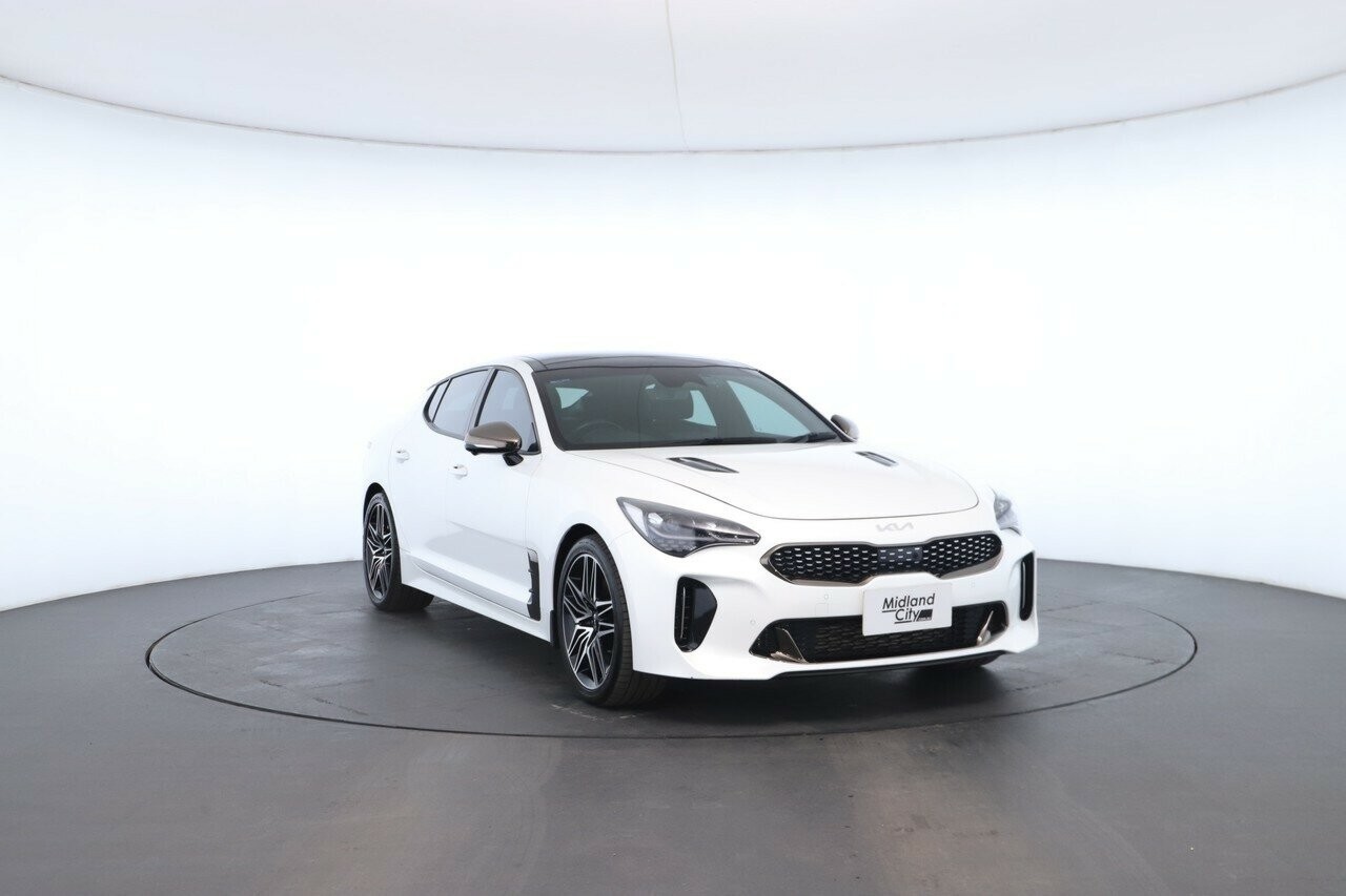 Kia Stinger image 4