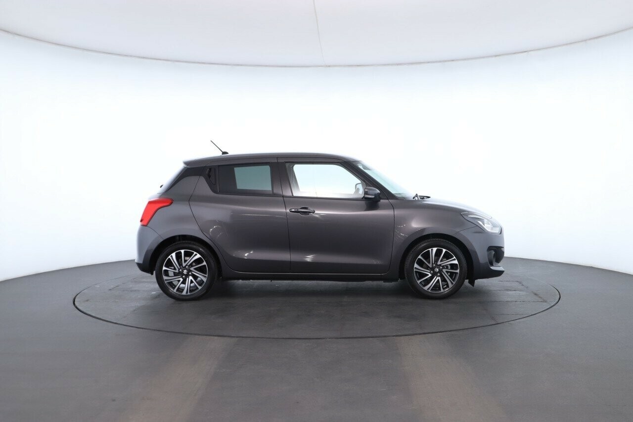 Suzuki Swift image 2