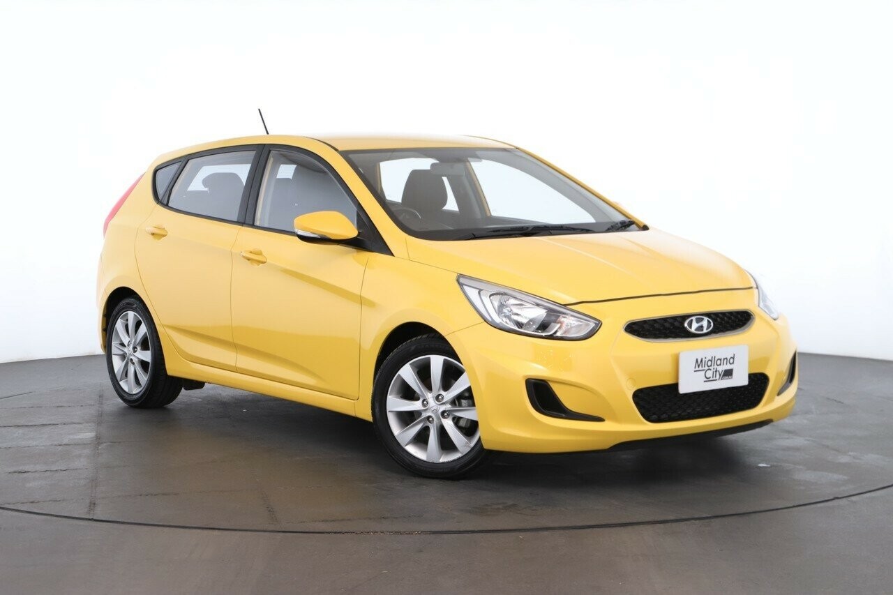 Hyundai Accent image 1