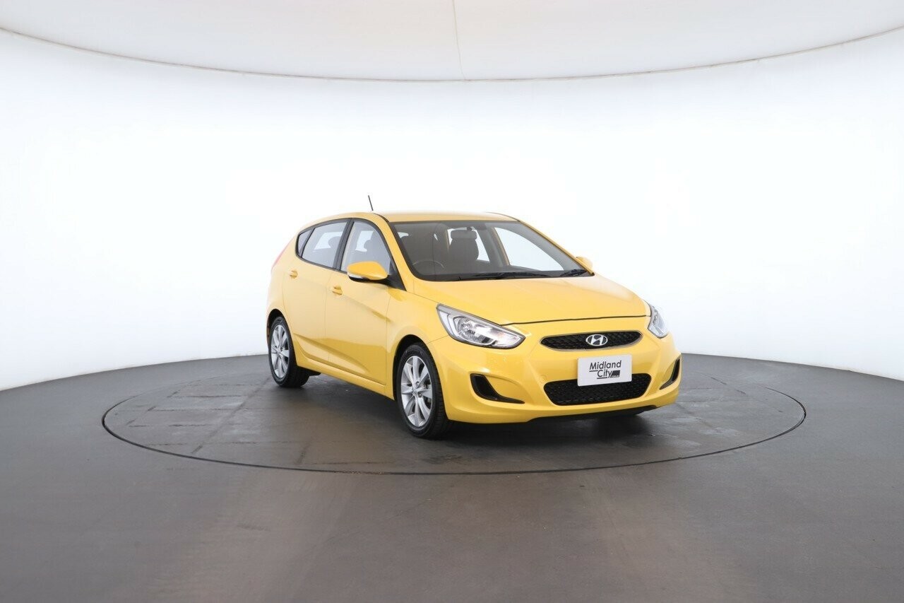 Hyundai Accent image 4