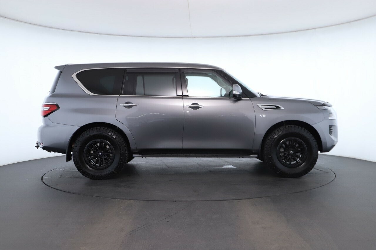 Nissan Patrol image 2