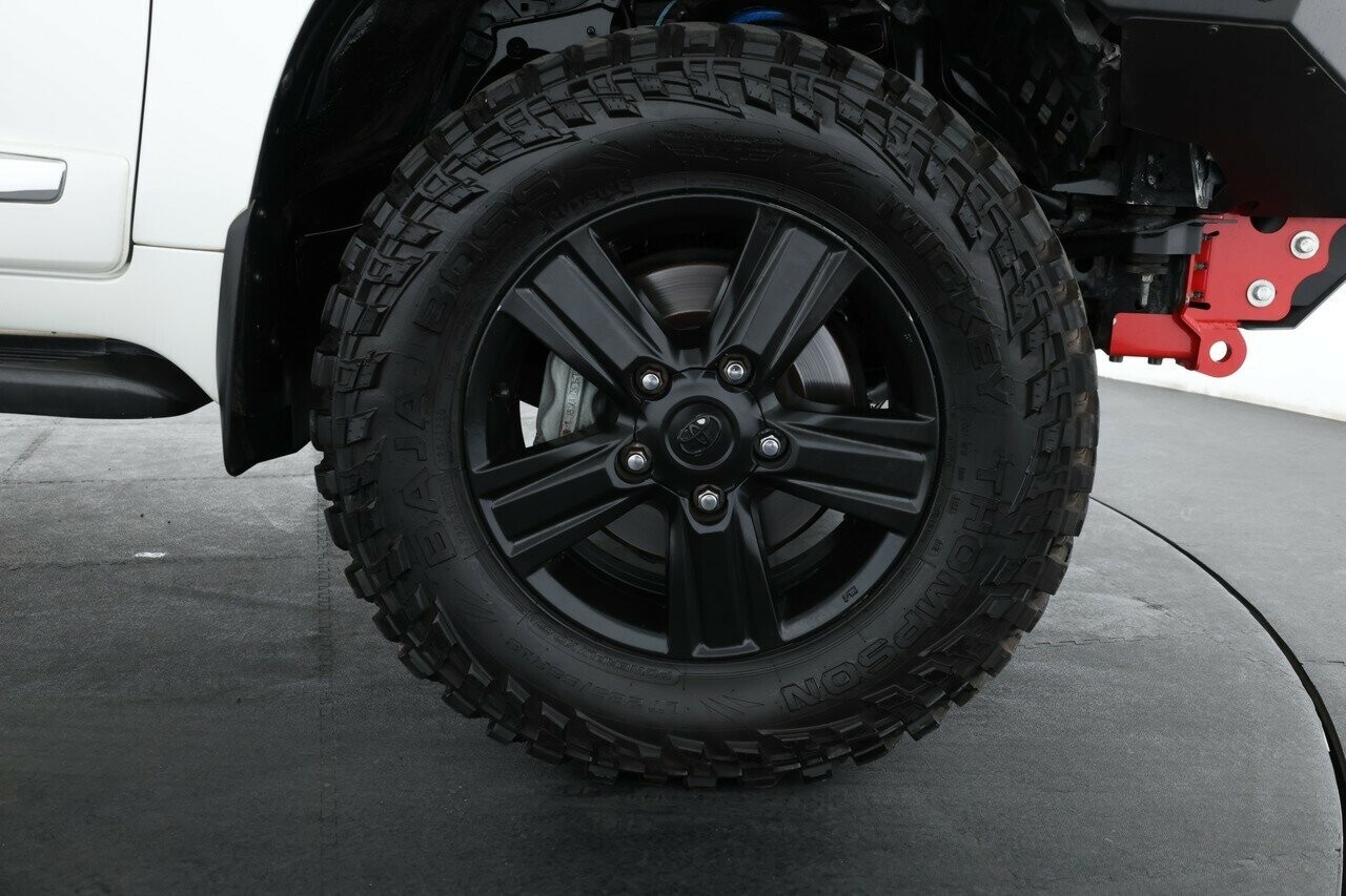 Toyota Landcruiser image 3