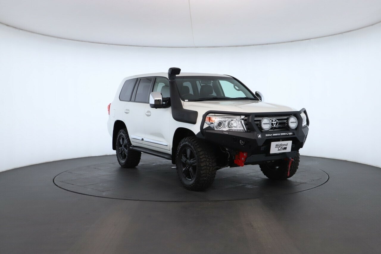 Toyota Landcruiser image 4
