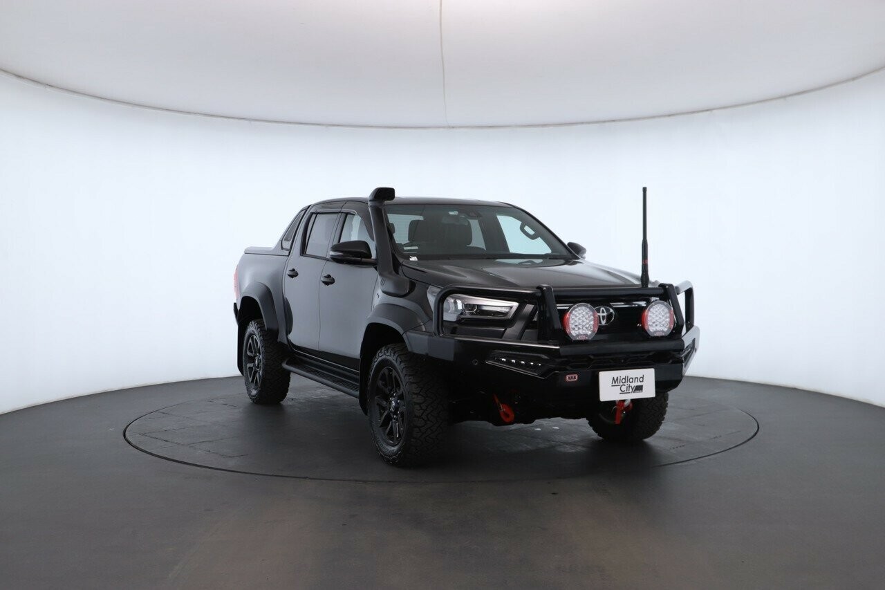 Toyota Hilux image 4