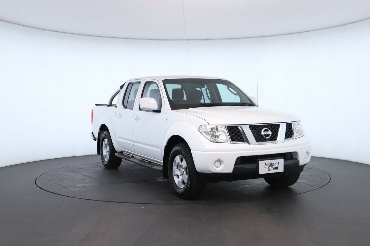 Nissan Navara image 4
