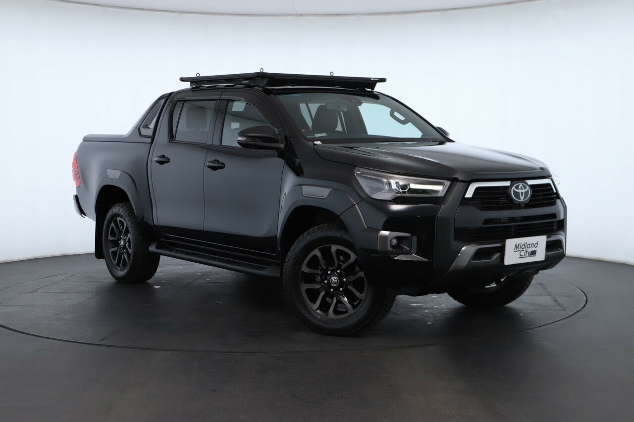 Toyota Hilux image 1