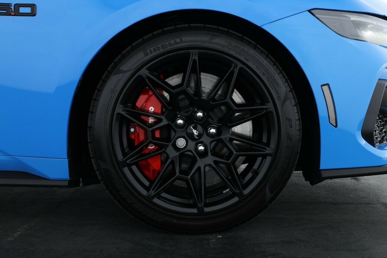 Ford Mustang image 3