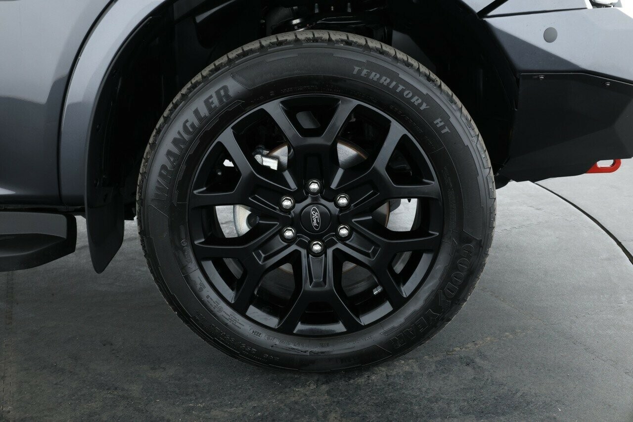 Ford Everest image 3