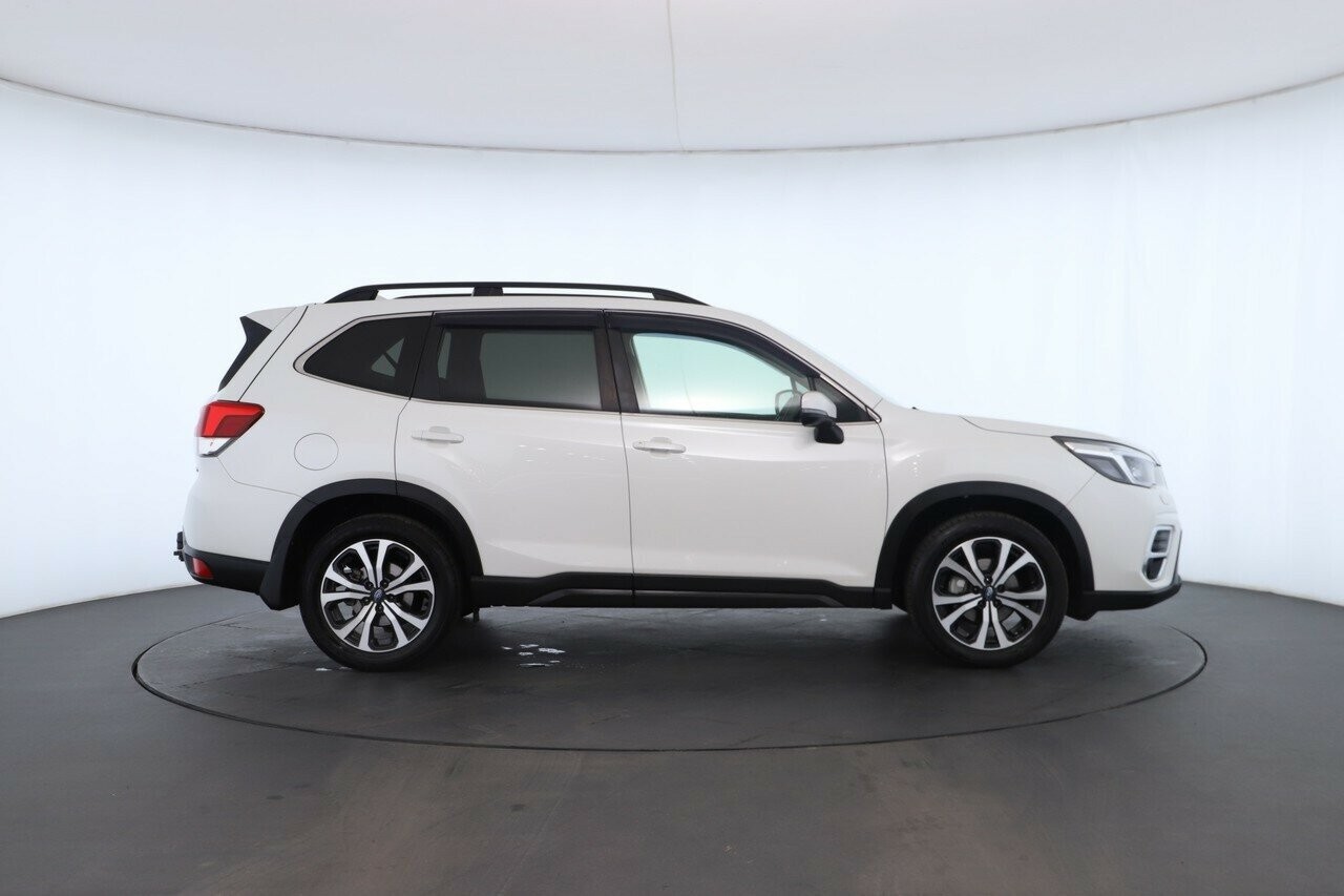 Subaru Forester image 2