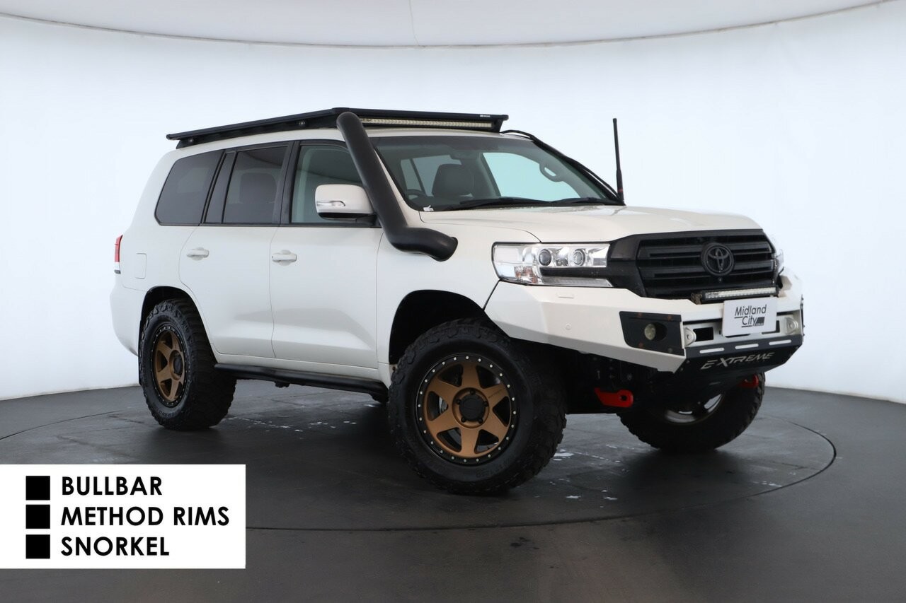 Toyota Landcruiser image 1