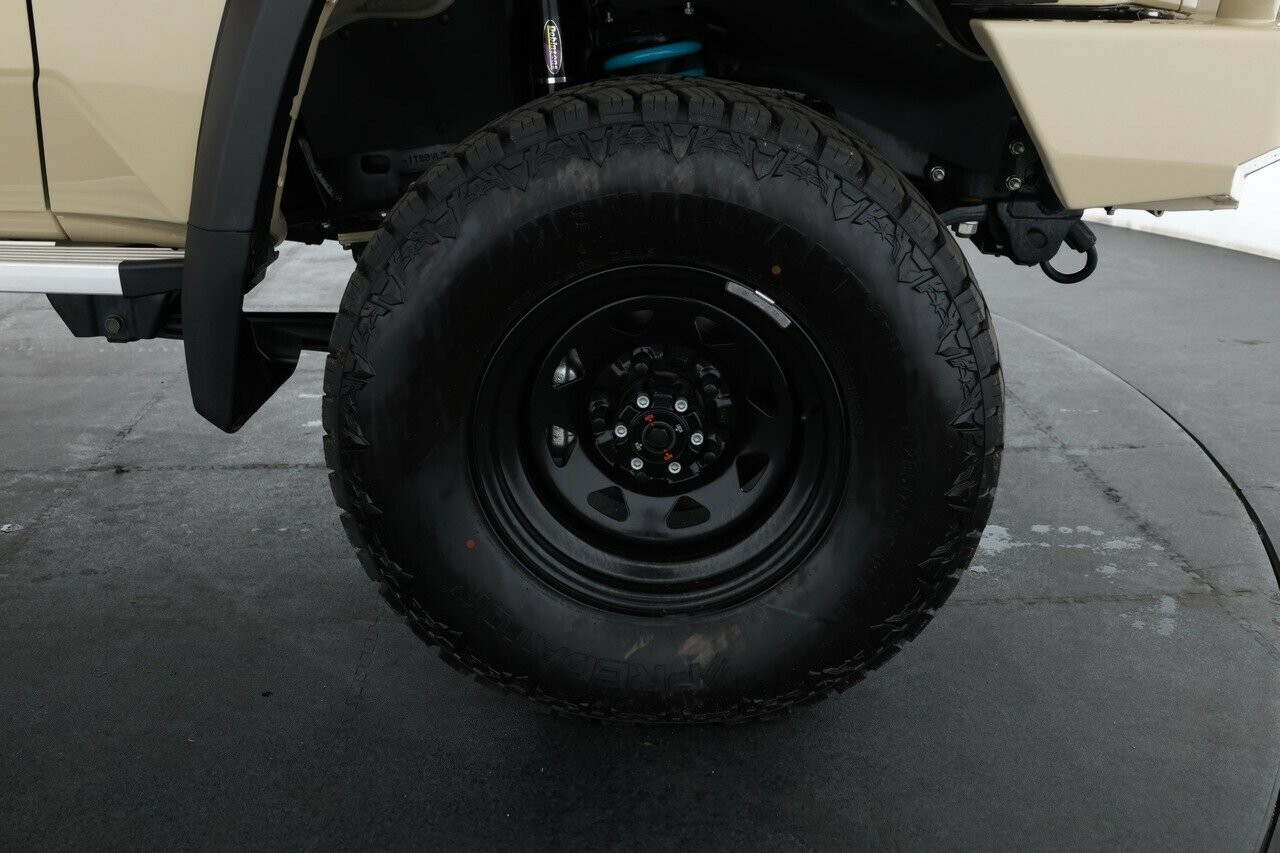 Toyota Landcruiser image 4