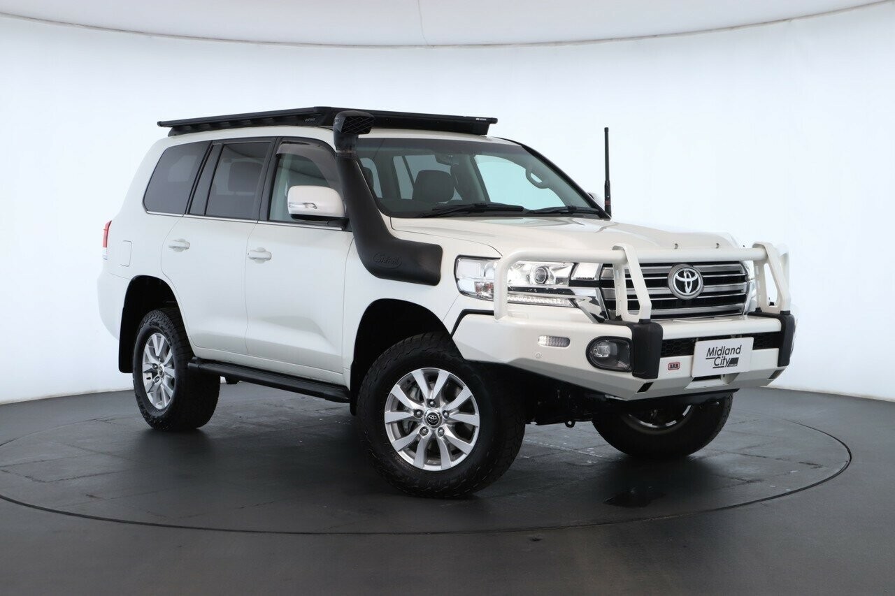 Toyota Landcruiser image 1