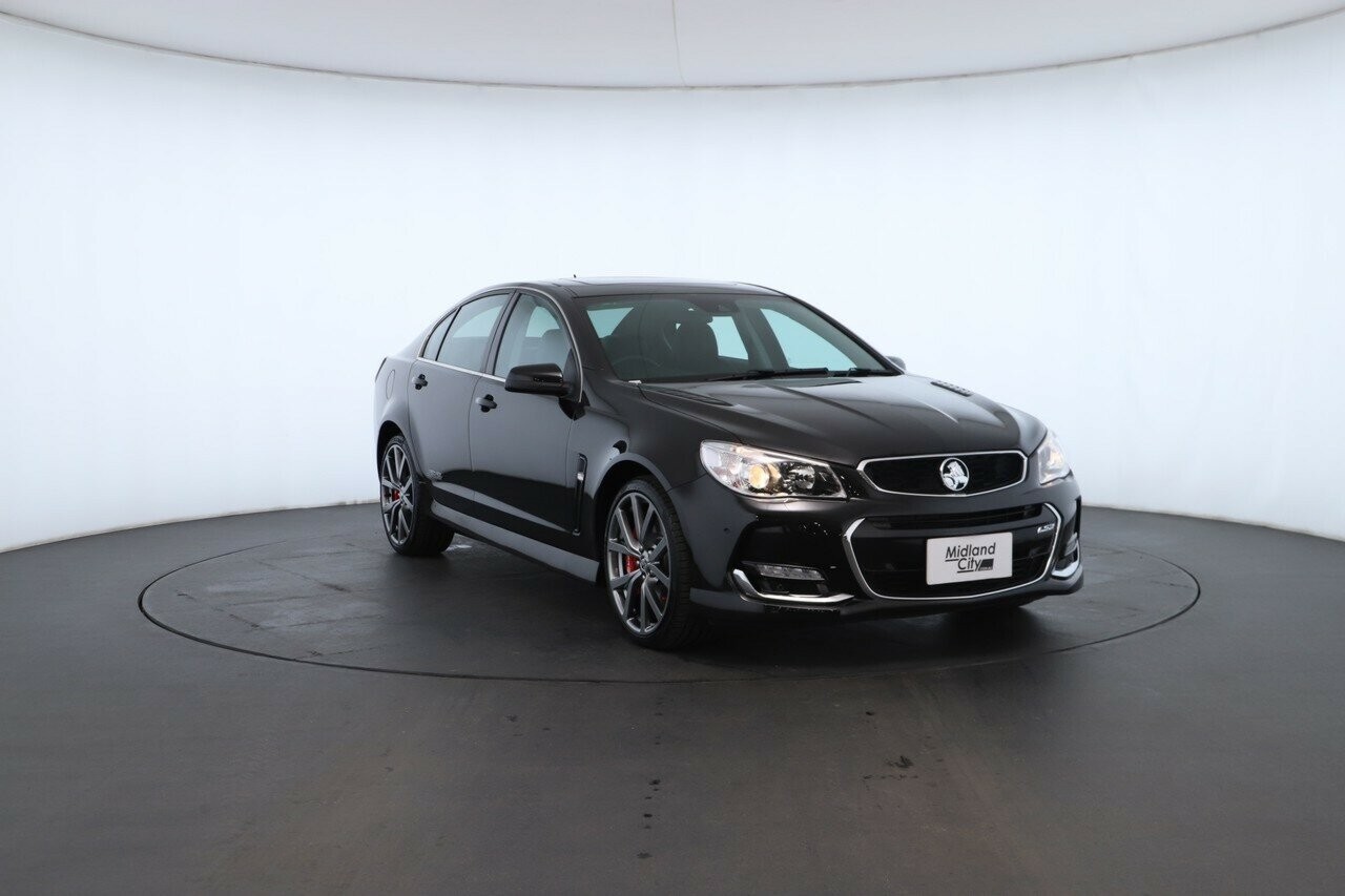 Holden Commodore image 4