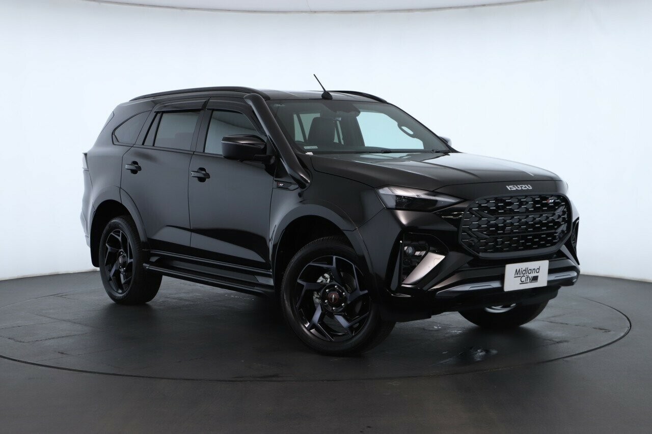 Isuzu Mu-x image 1