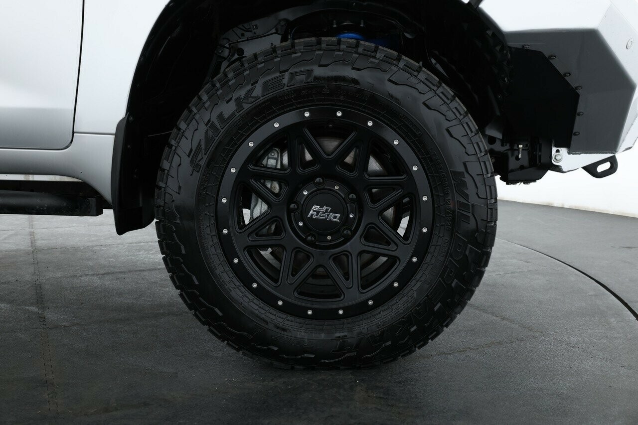 Toyota Landcruiser image 3