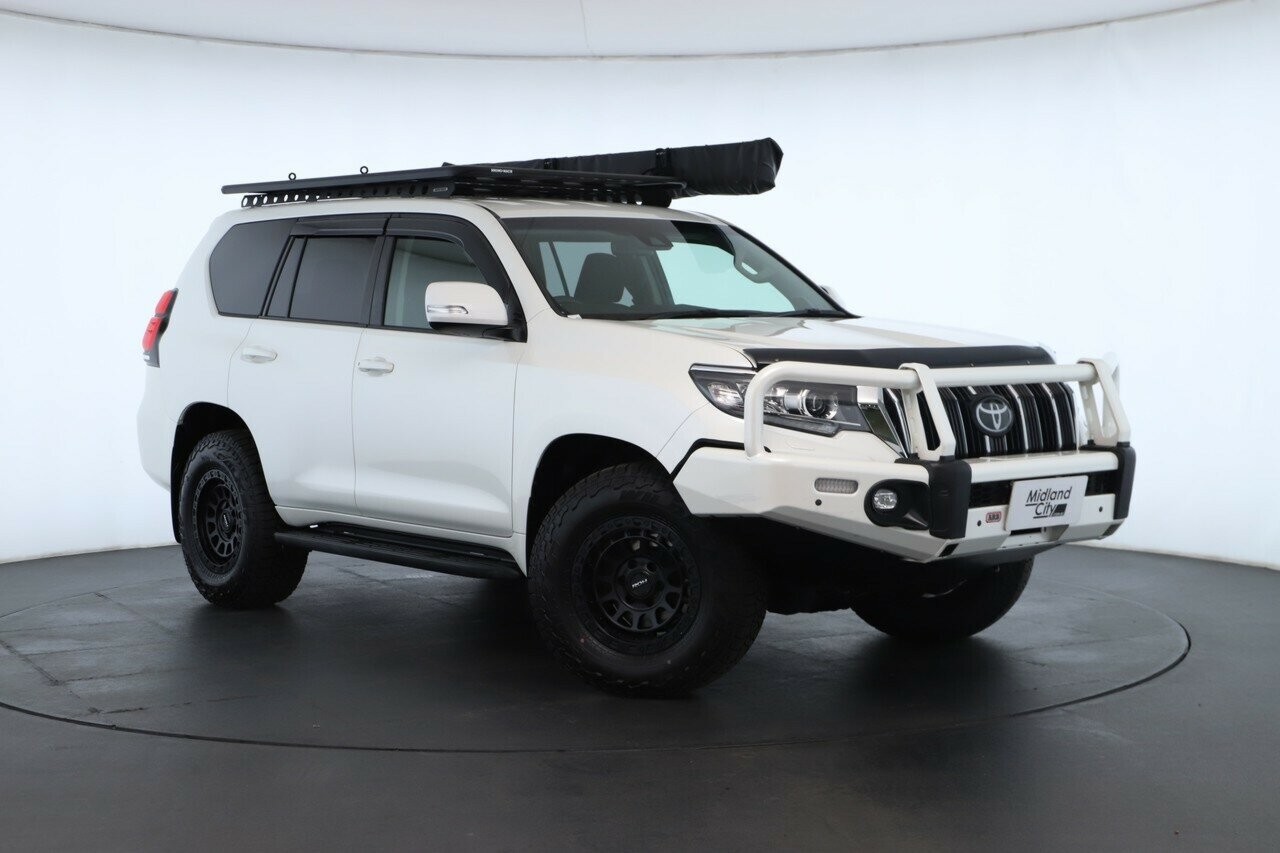 Toyota Landcruiser Prado image 1