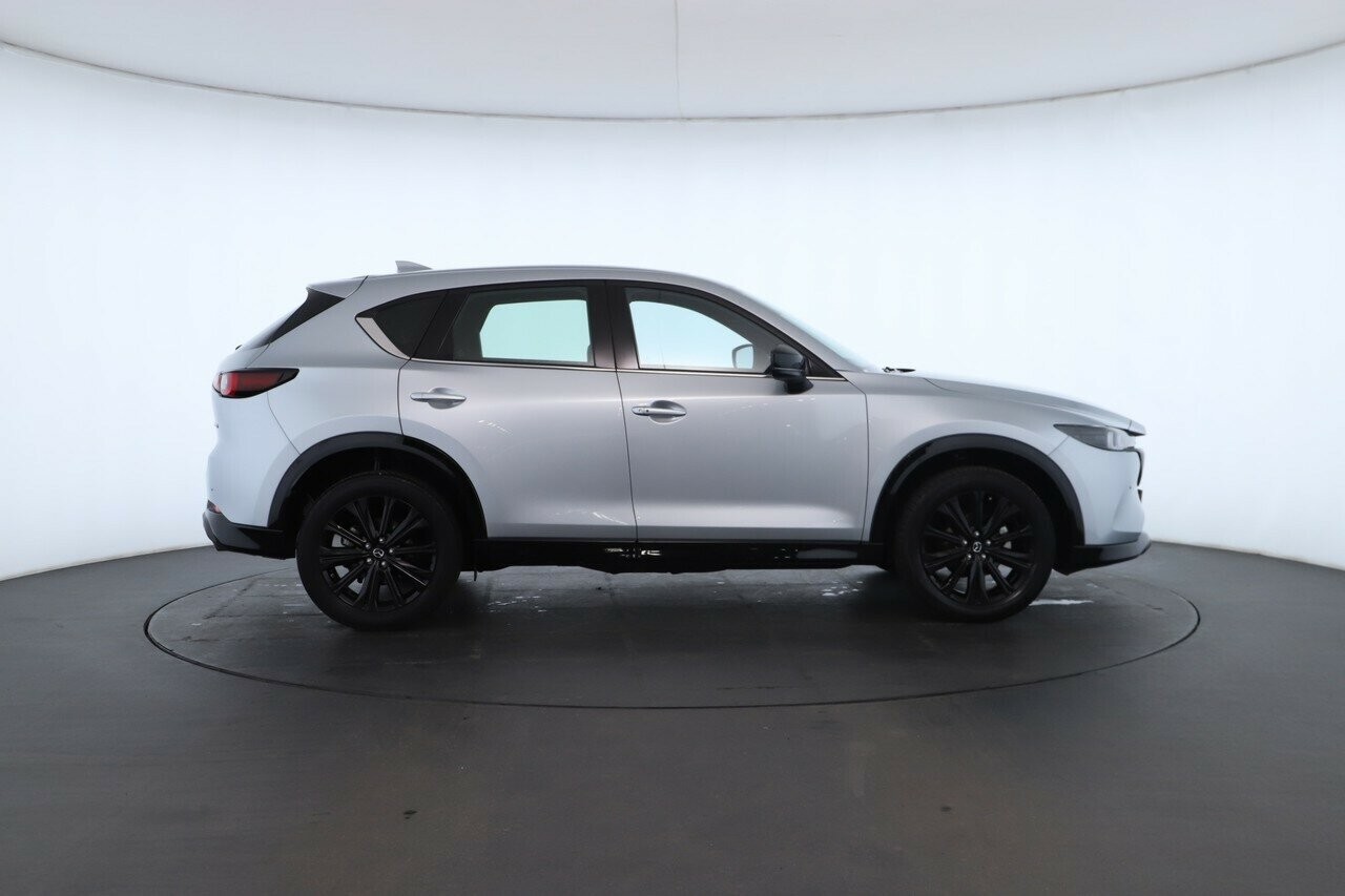 Mazda Cx-5 image 2