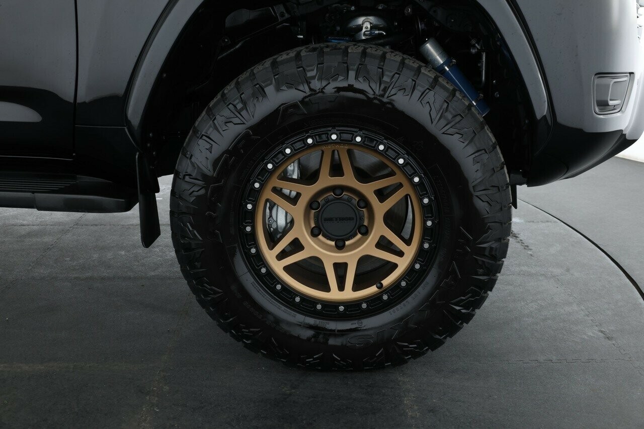 Toyota Landcruiser image 3