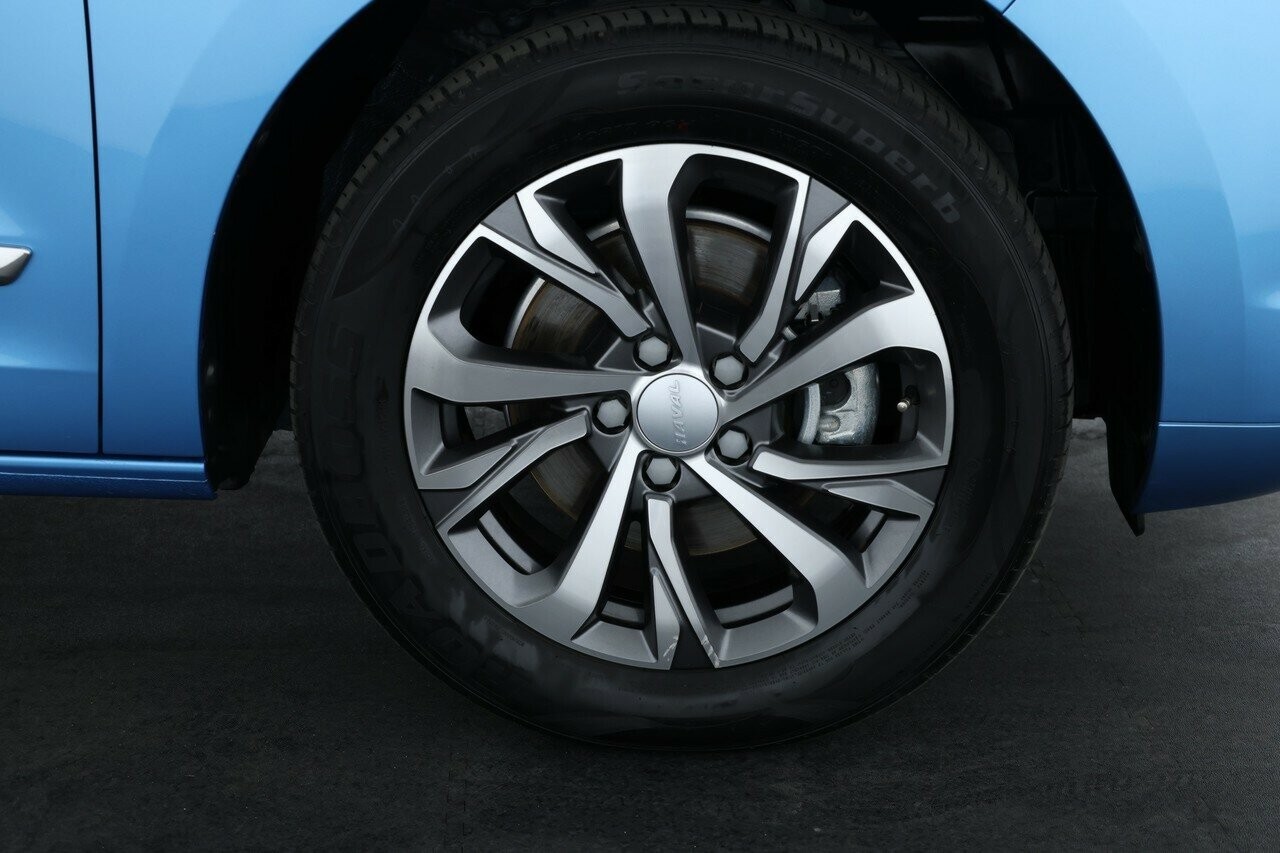 Gwm Haval Jolion image 3