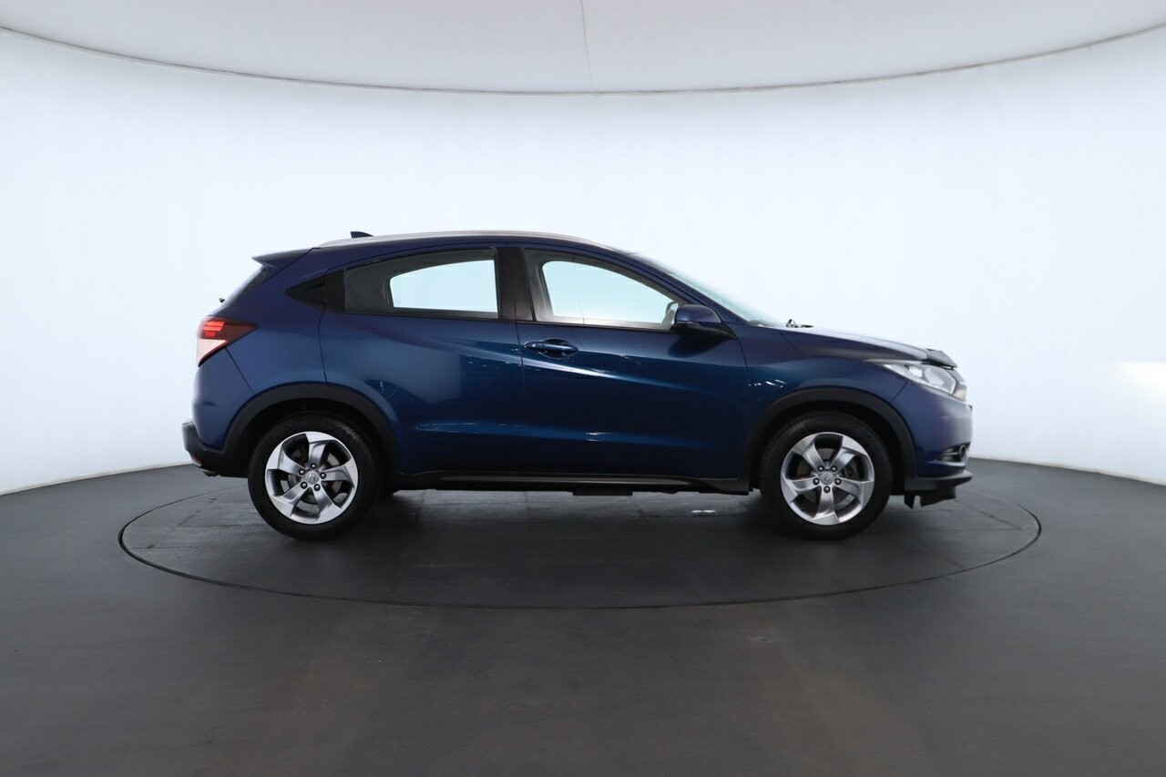 Honda Hr-v image 2