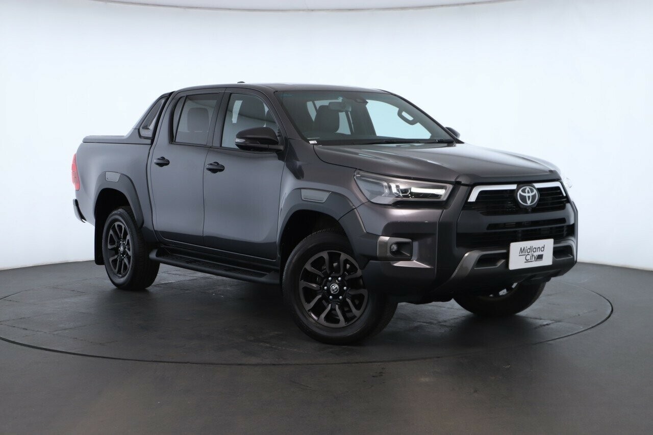 Toyota Hilux image 1