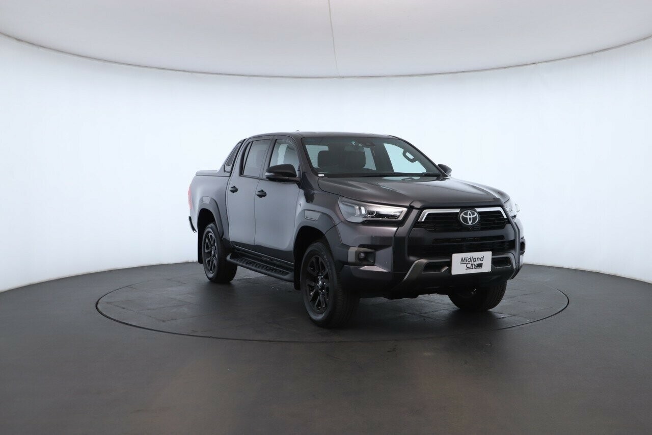 Toyota Hilux image 4