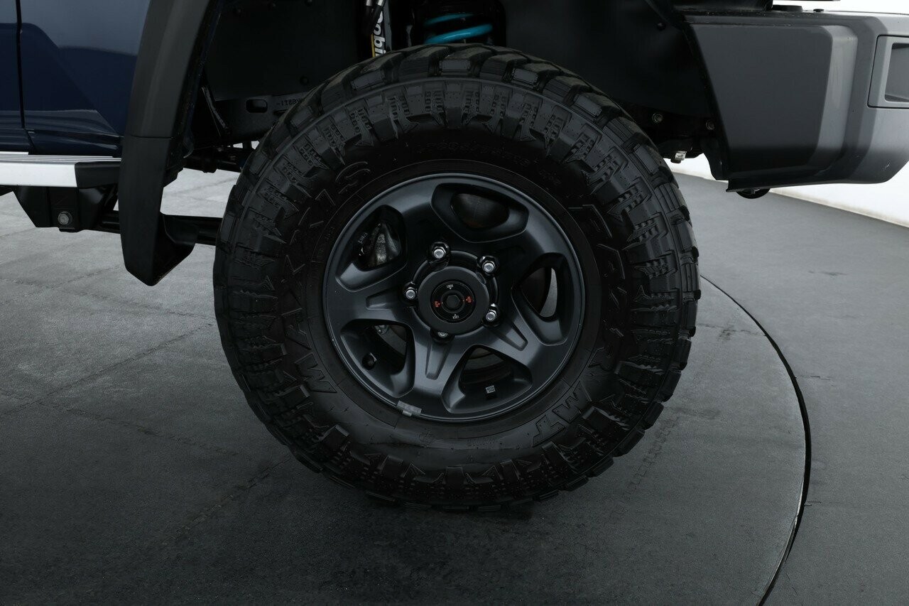 Toyota Landcruiser image 3