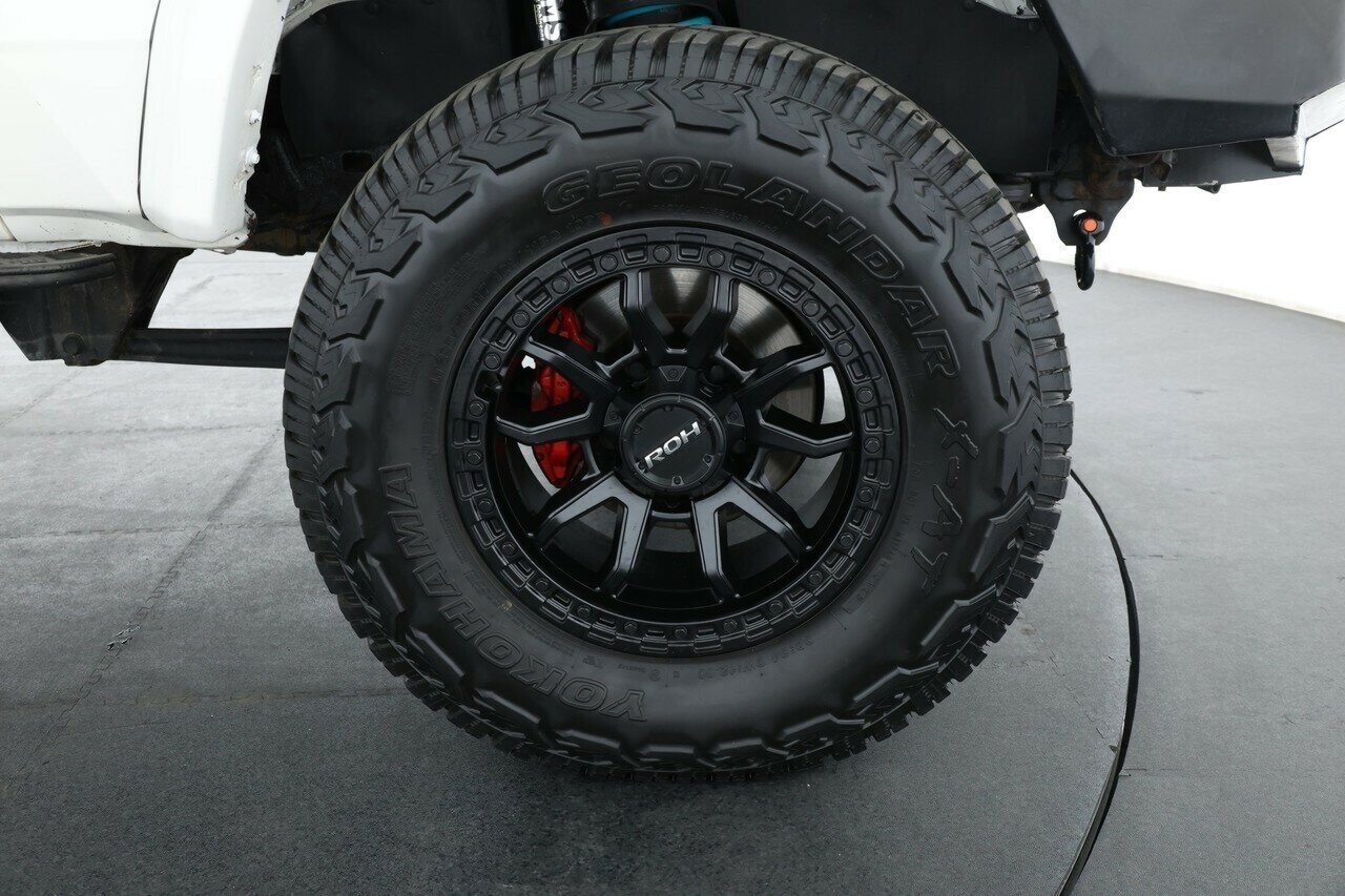 Toyota Landcruiser image 3