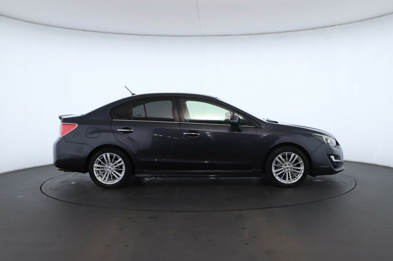 Subaru Impreza image 2