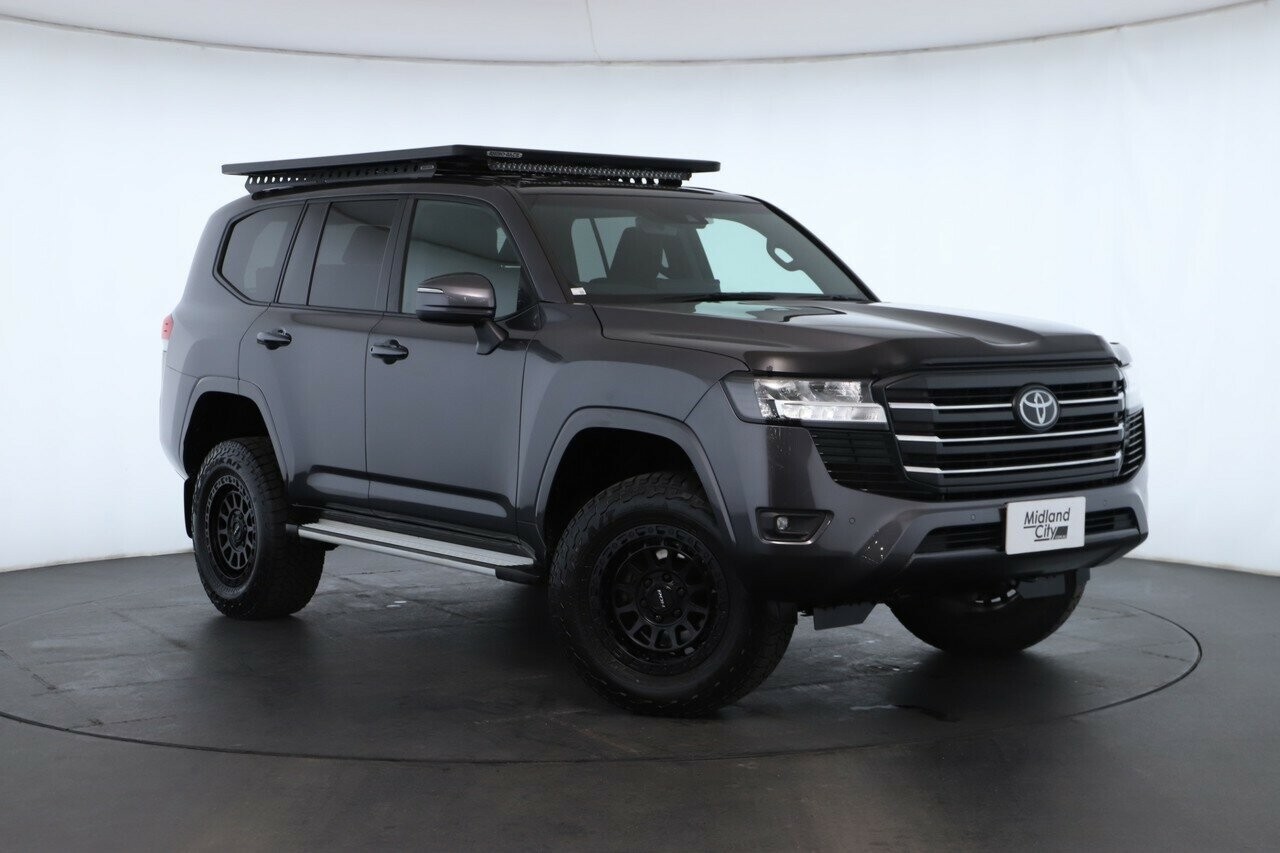 Toyota Landcruiser image 1