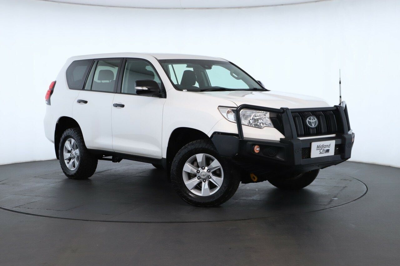 Toyota Landcruiser Prado image 1