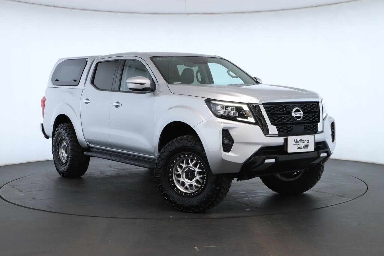Nissan Navara image 1