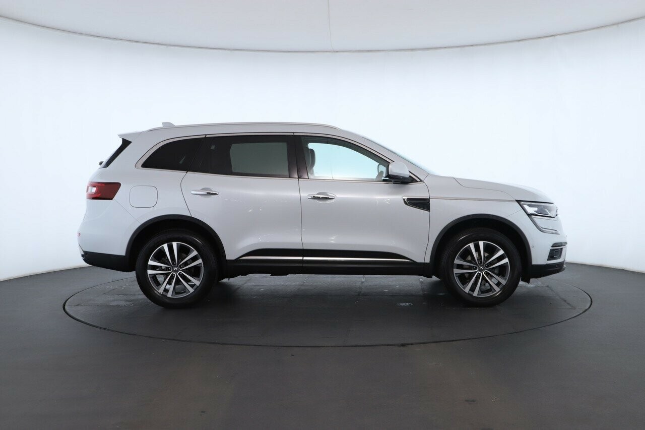 Renault Koleos image 2