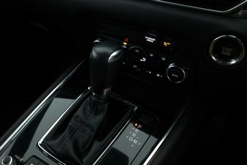 https://vehicle-cdn.autoleague.cloud/30353_61037424_28.jpg
