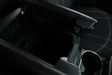 https://vehicle-cdn.autoleague.cloud/30353_61037424_32.jpg