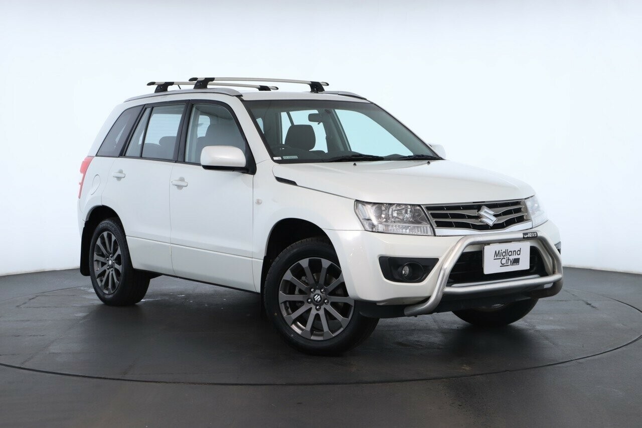 Suzuki Grand Vitara image 1