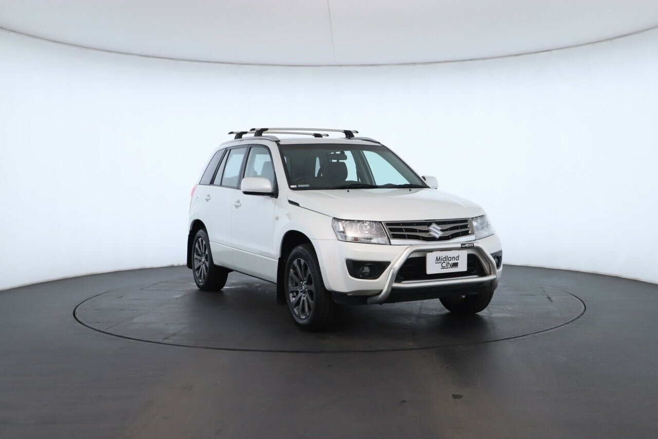 Suzuki Grand Vitara image 4