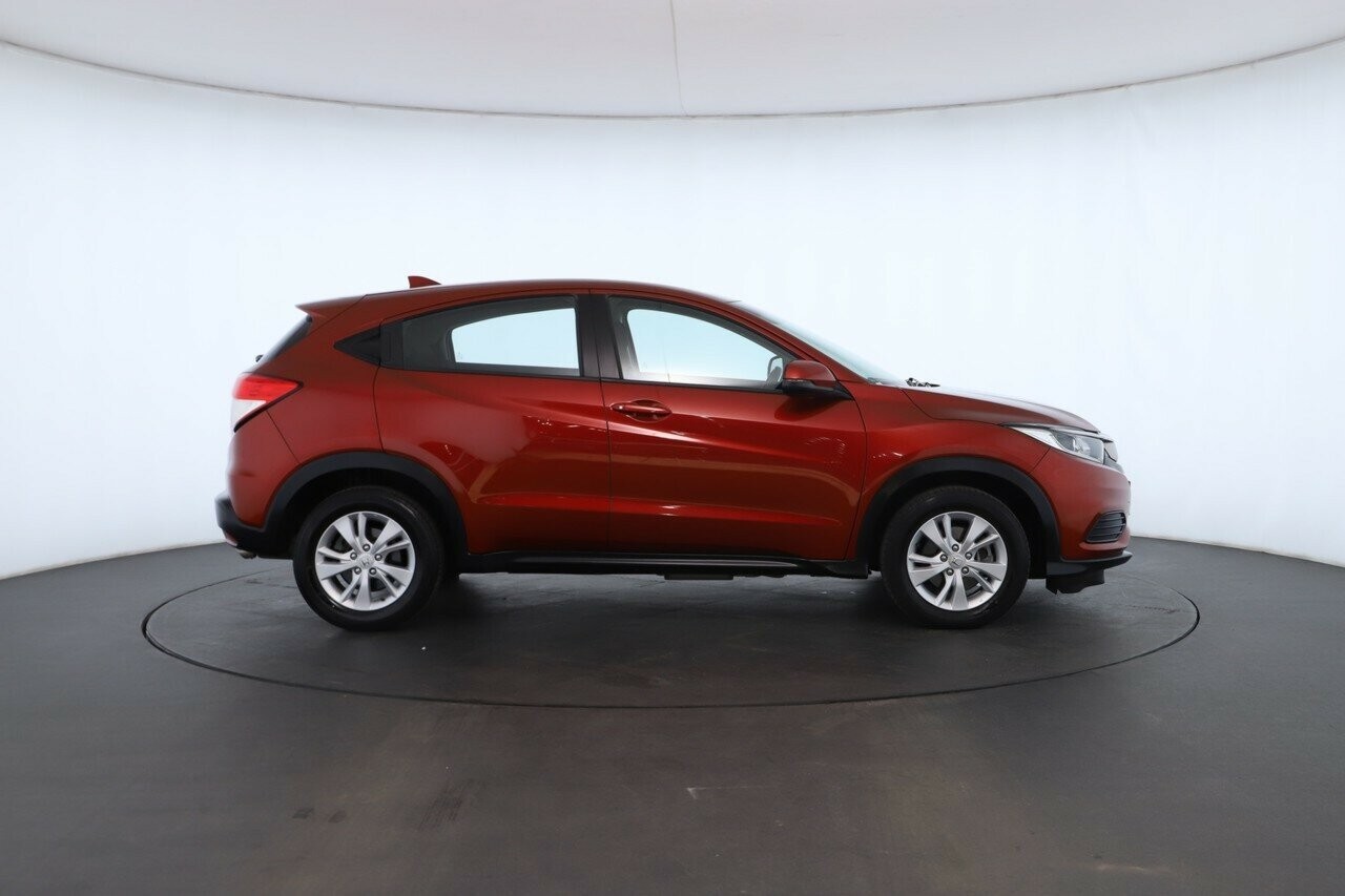 Honda Hr-v image 2