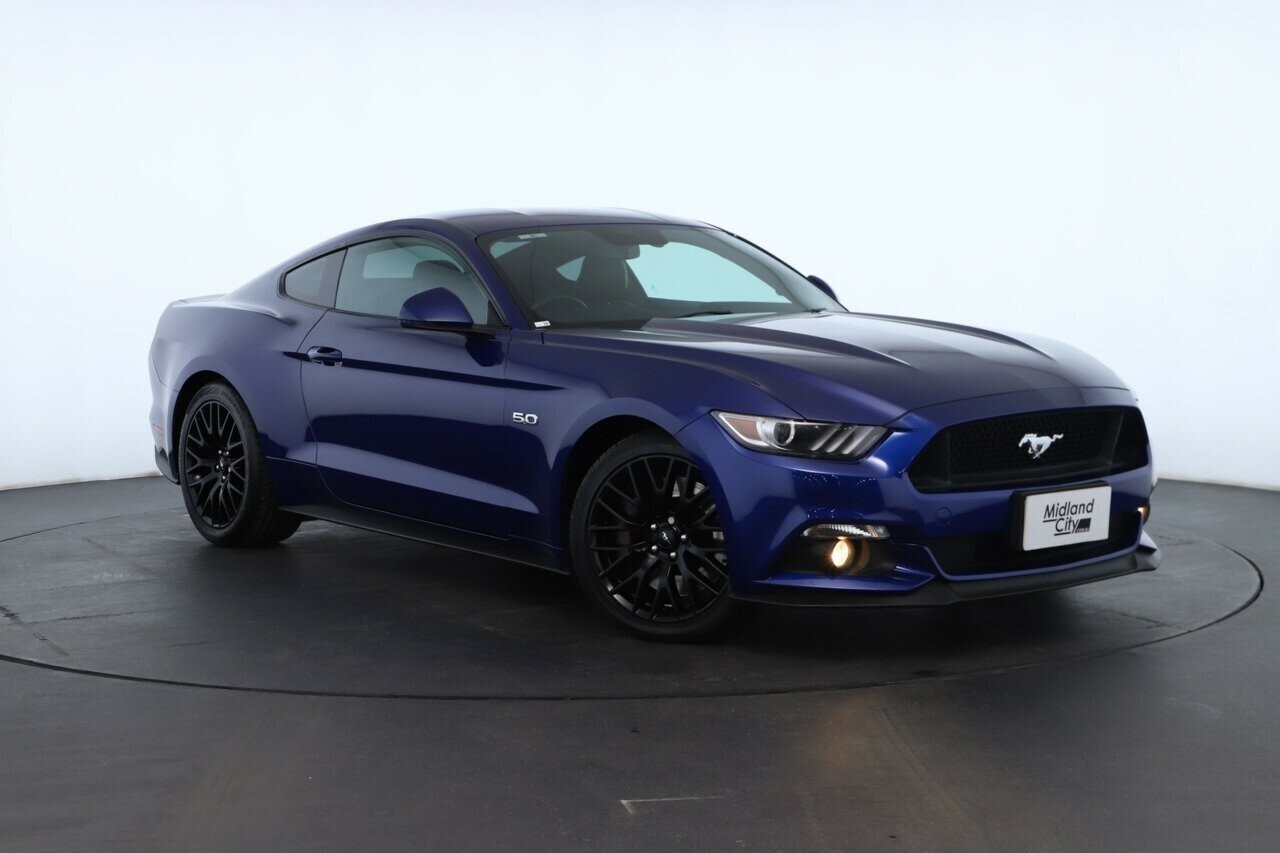 Ford Mustang image 1