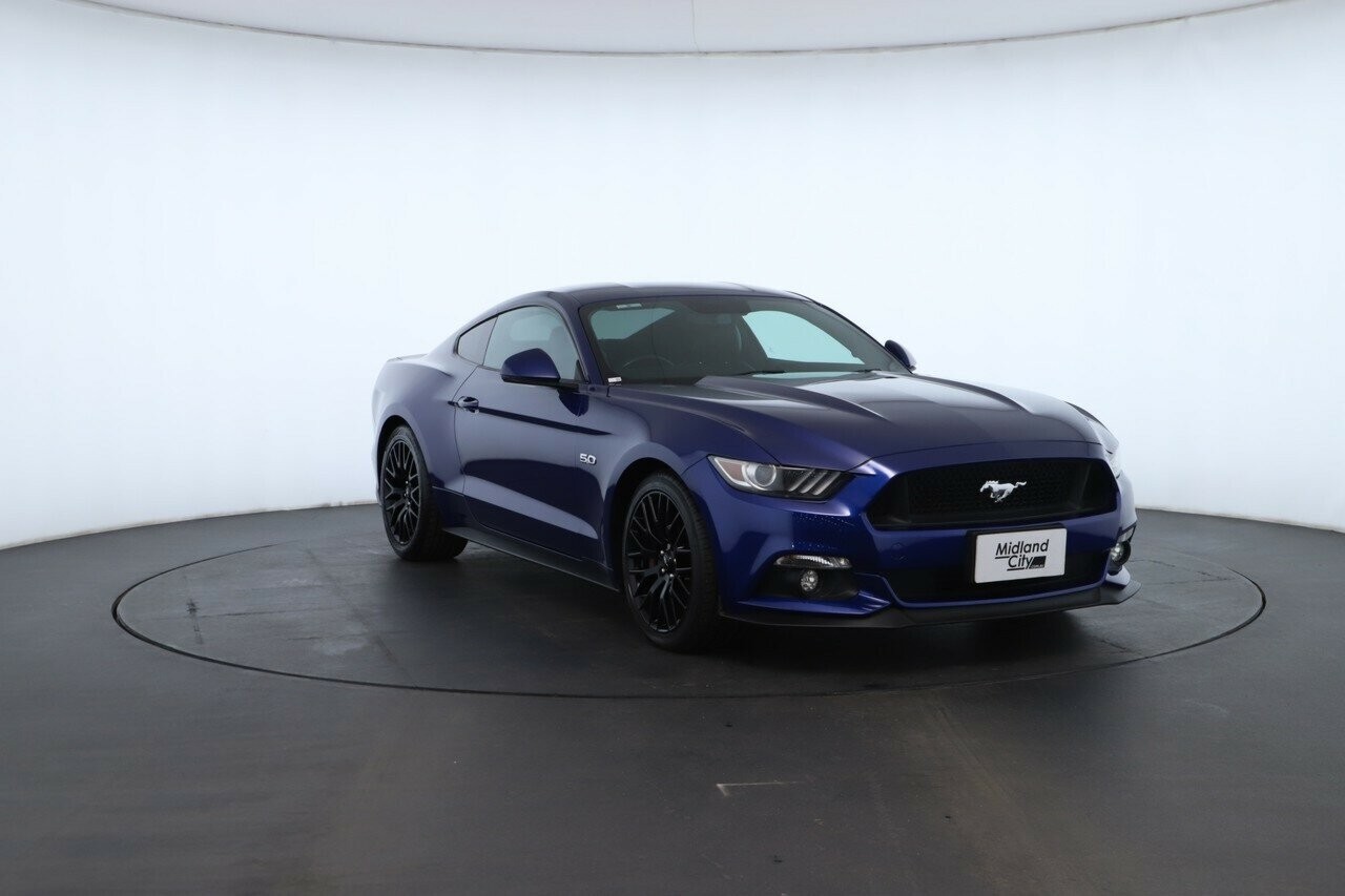 Ford Mustang image 4
