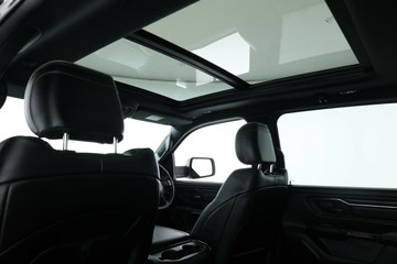 https://vehicle-cdn.autoleague.cloud/30353_61037513_30.jpg