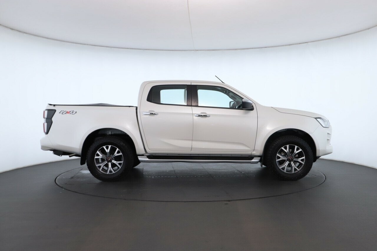 Isuzu D-max image 2