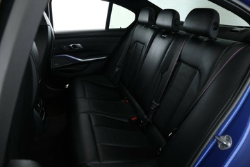 https://vehicle-cdn.autoleague.cloud/30353_61037573_33.jpg