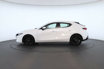 https://vehicle-cdn.autoleague.cloud/30353_61037696_11.jpg