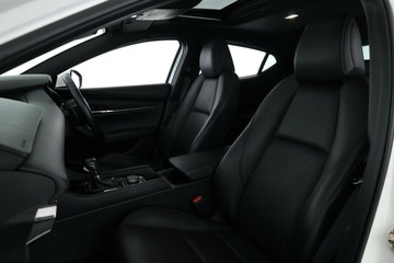 https://vehicle-cdn.autoleague.cloud/30353_61037696_28.jpg