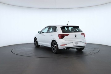 https://vehicle-cdn.autoleague.cloud/30353_61037704_12.jpg