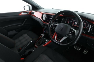 https://vehicle-cdn.autoleague.cloud/30353_61037704_19.jpg